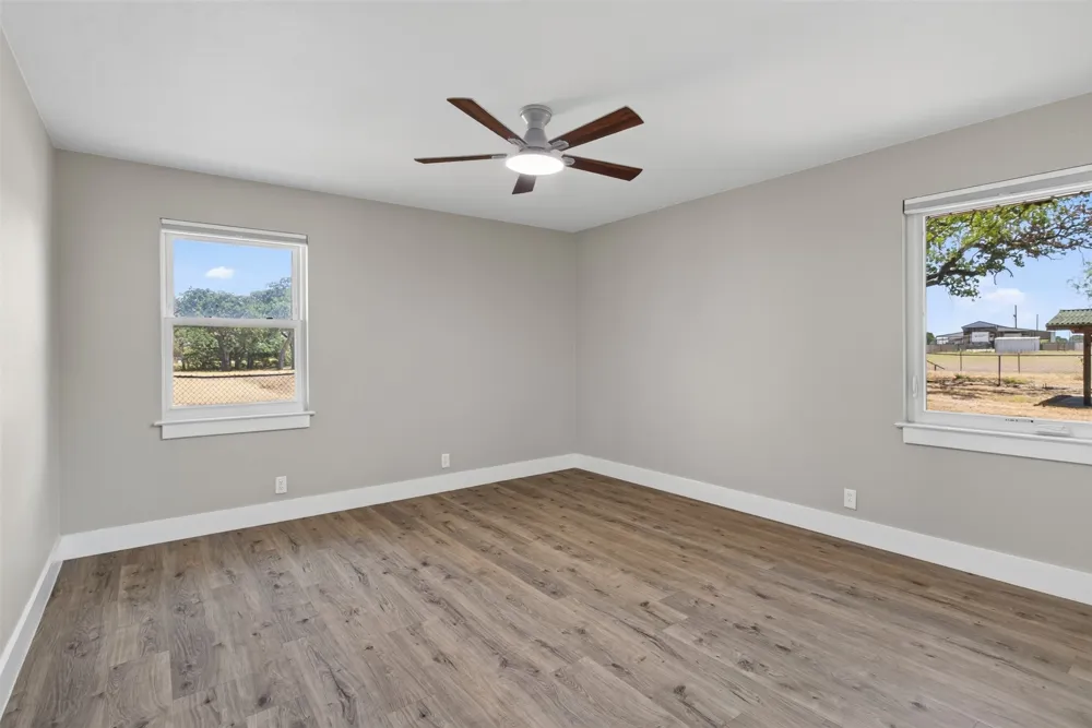 161 Tomlinson Road Granbury, TX 76049