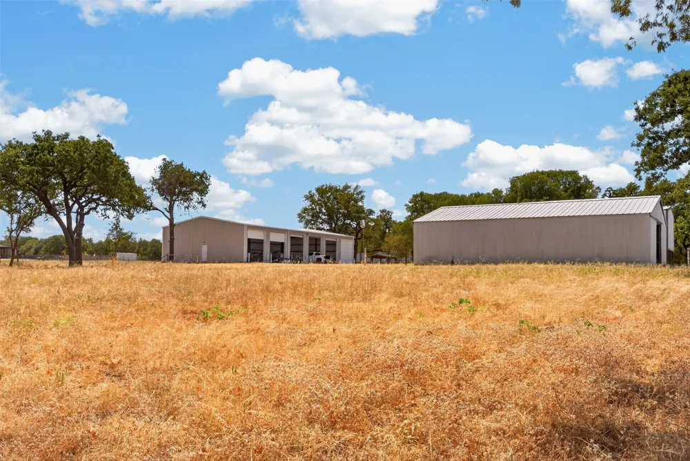 161 Tomlinson Road Granbury, TX 76049