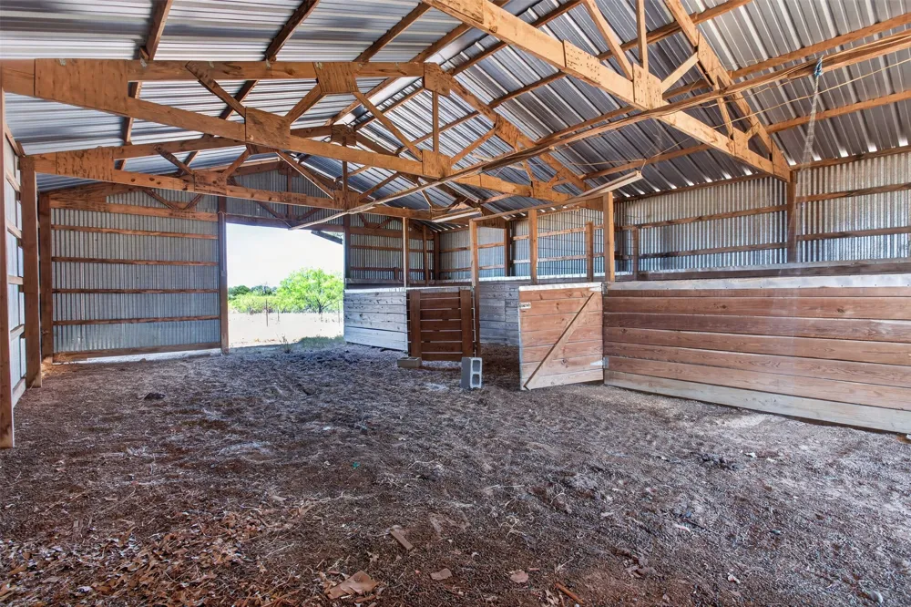 161 Tomlinson Road Granbury, TX 76049