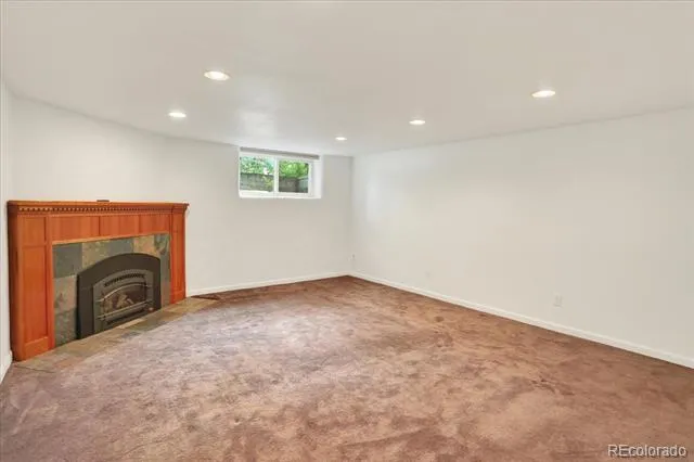 695 Dahlia Street Denver, CO 80220
