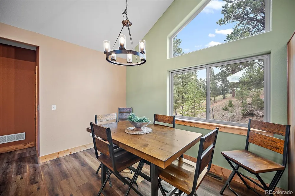 367 Cottonwood Lake Drive Divide, CO 80814