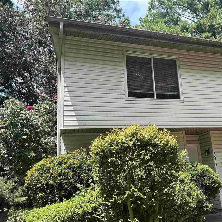 8571 Parkside Drive Jonesboro, GA 30238
