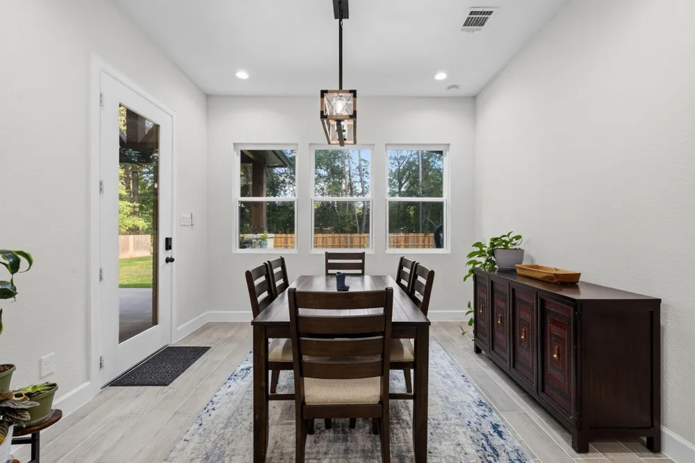 2439 Centurian Circle New Caney, TX 77357