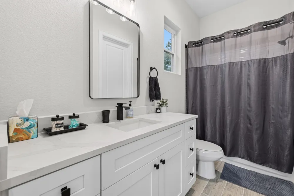 2439 Centurian Circle New Caney, TX 77357
