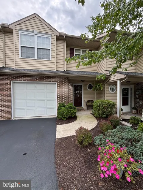 131 CARDINAL LANE