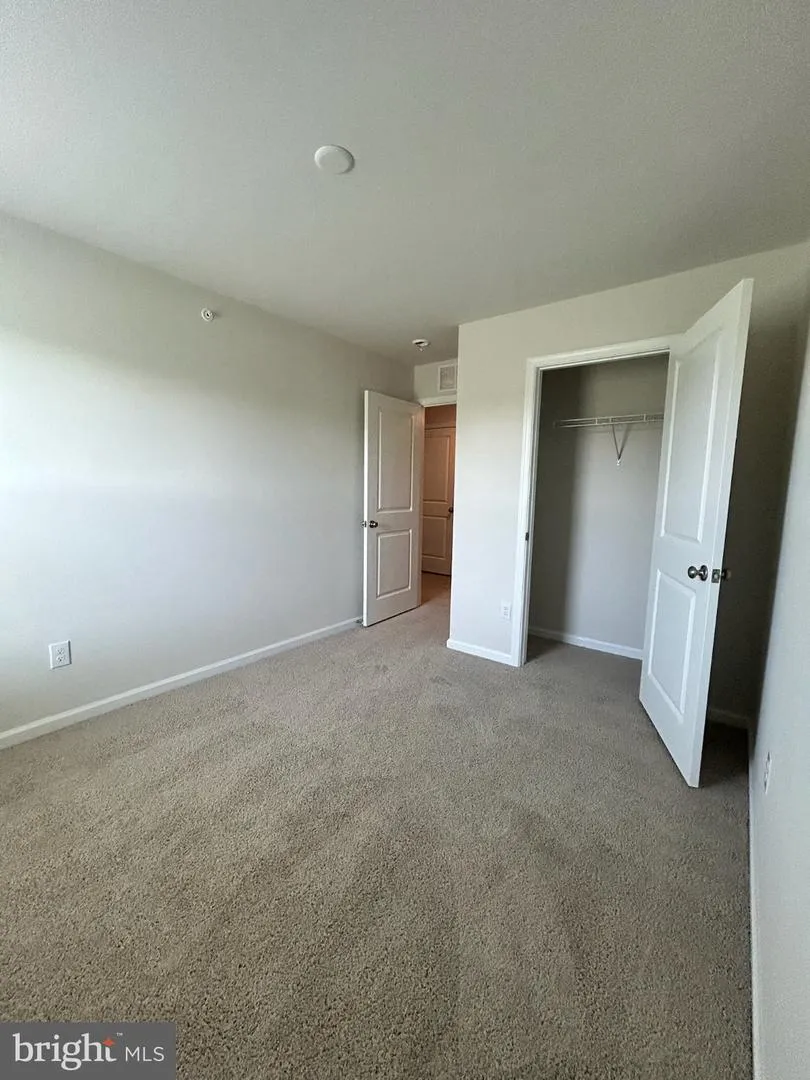 1172 MARTIN ROAD Breinigsville, PA 18031