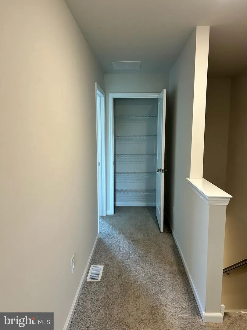 1172 MARTIN ROAD Breinigsville, PA 18031