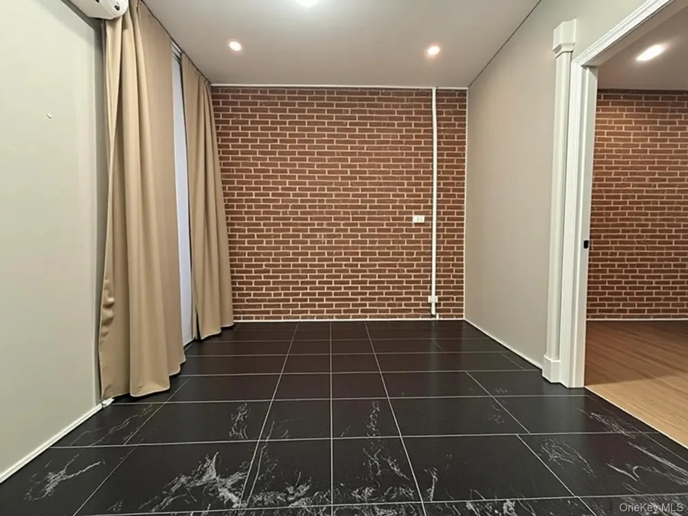 1400 Flatbush Avenue #2R Brooklyn, NY 11210