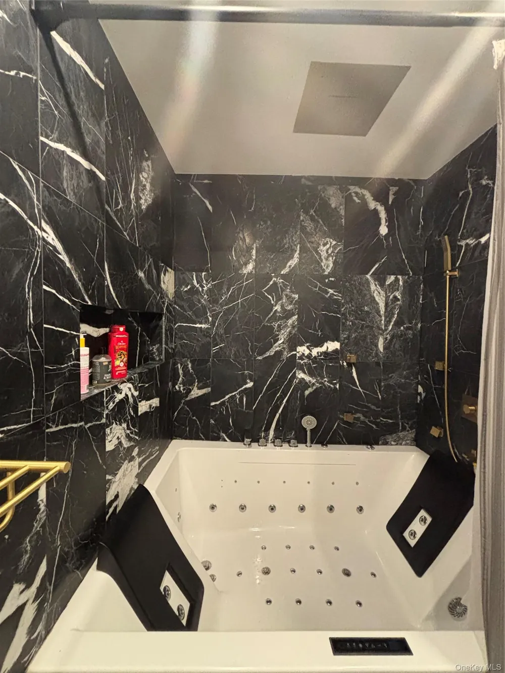1400 Flatbush Avenue #2R Brooklyn, NY 11210