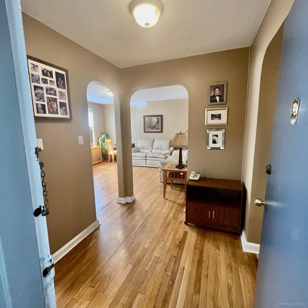 204 Richbell Road #B4 Mamaroneck, NY 10543