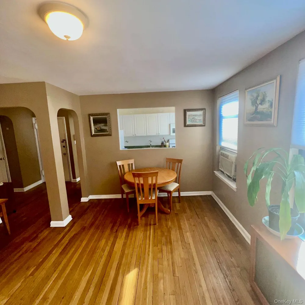 204 Richbell Road #B4 Mamaroneck, NY 10543