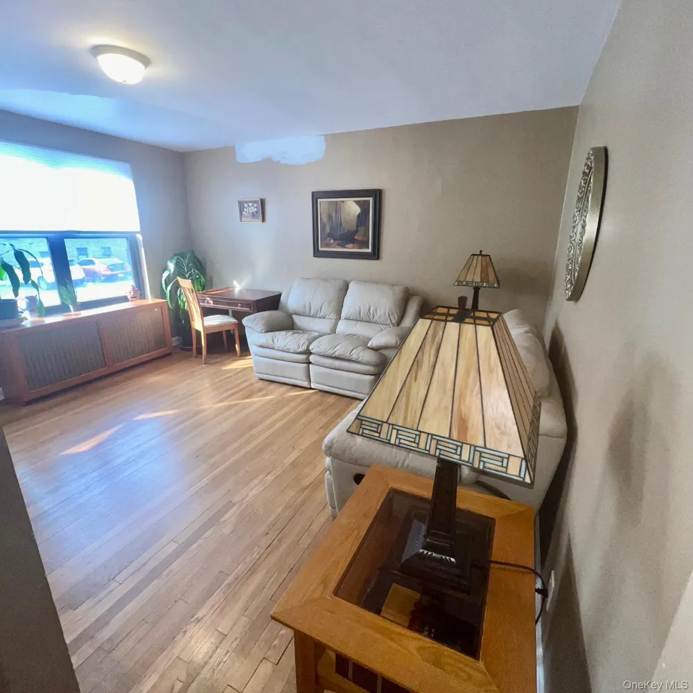 204 Richbell Road #B4 Mamaroneck, NY 10543