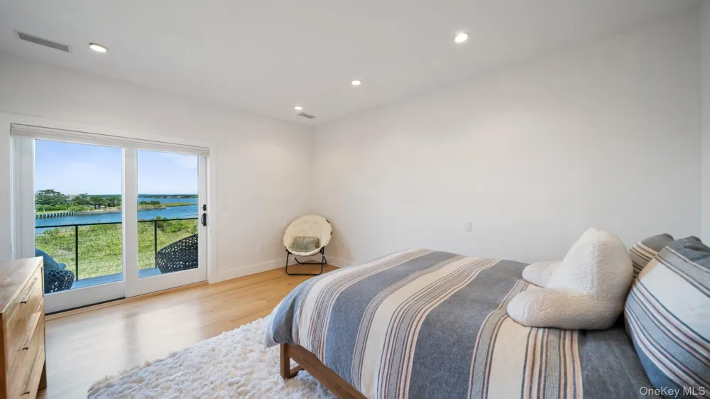 102 & 92 Dune Road Westhampton Beach, NY 11978