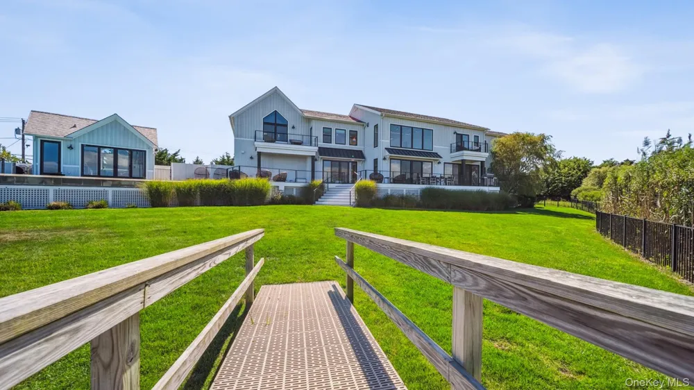 102 & 92 Dune Road Westhampton Beach, NY 11978