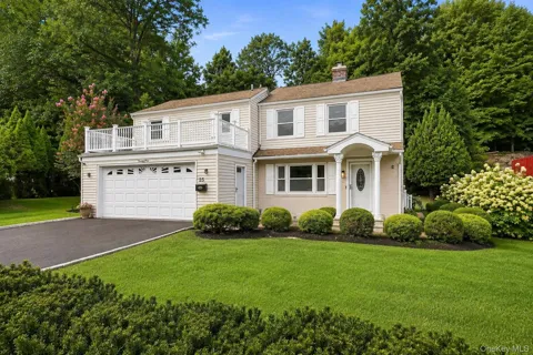 25 Greenvale Circle