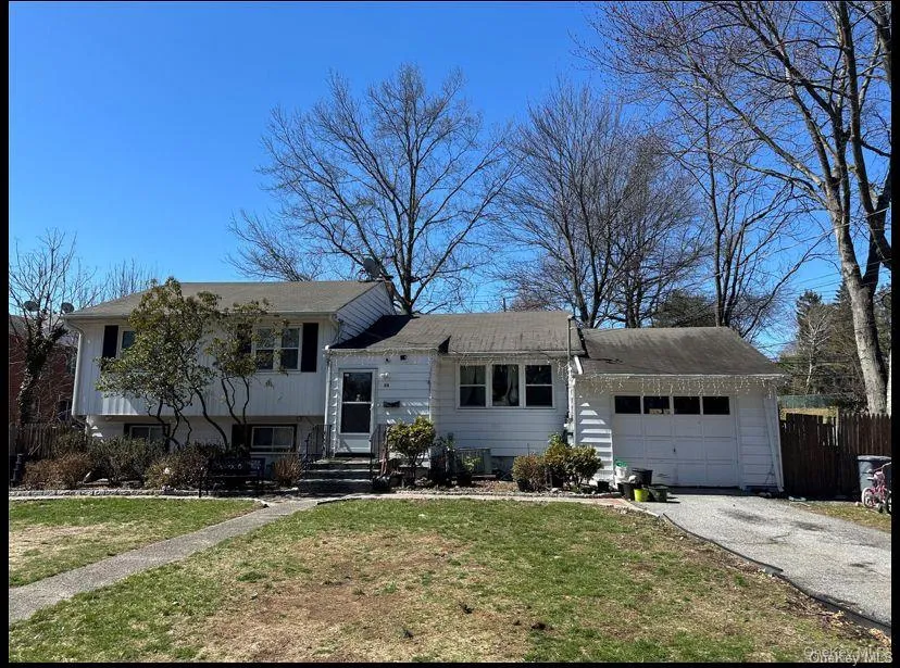 182 Middletown Road Pearl River, NY 10965