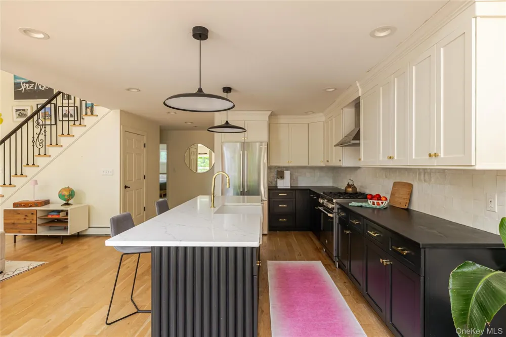 858 Roosa Gap Road Bloomingburg, NY 12721
