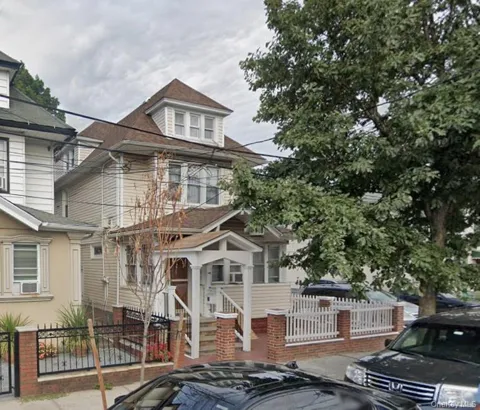 8752 143rd Street #2nd flr
