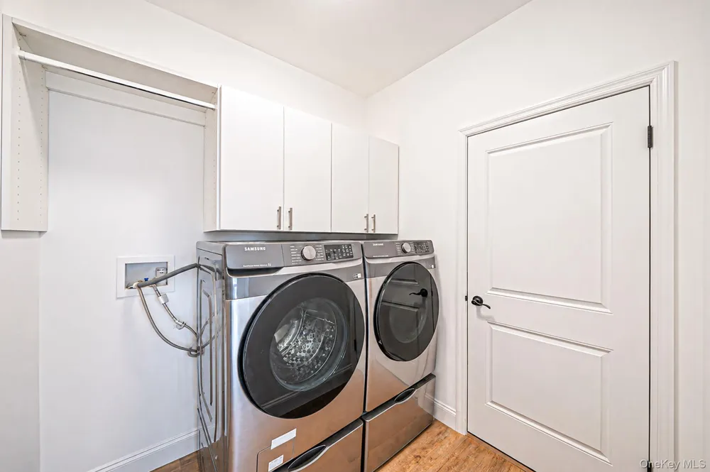 348 Alysweep Lane Yaphank, NY 11980