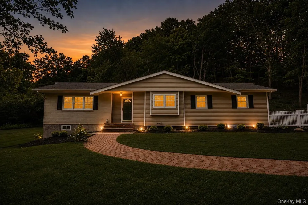 1 Gables Boulevard East Setauket, NY 11733