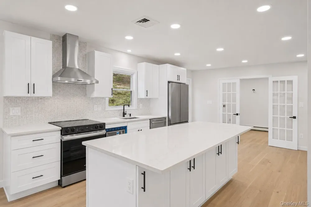 1 Gables Boulevard East Setauket, NY 11733