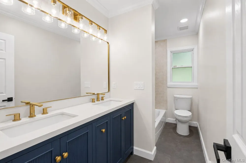 1 Gables Boulevard East Setauket, NY 11733