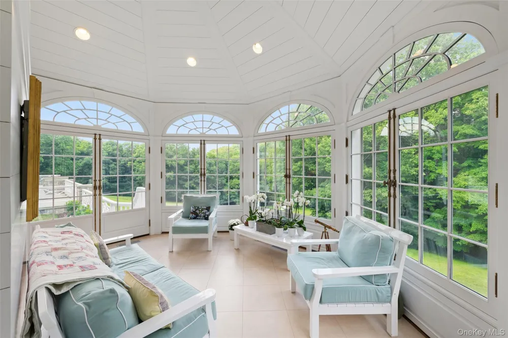 336 Cantitoe Street Bedford Hills, NY 10507