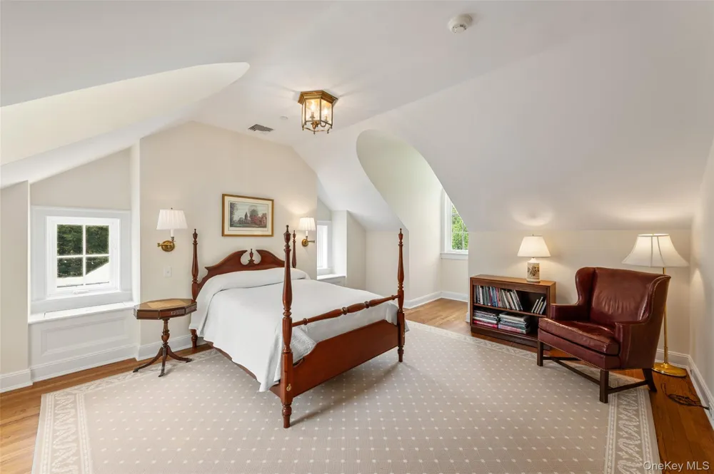 336 Cantitoe Street Bedford Hills, NY 10507