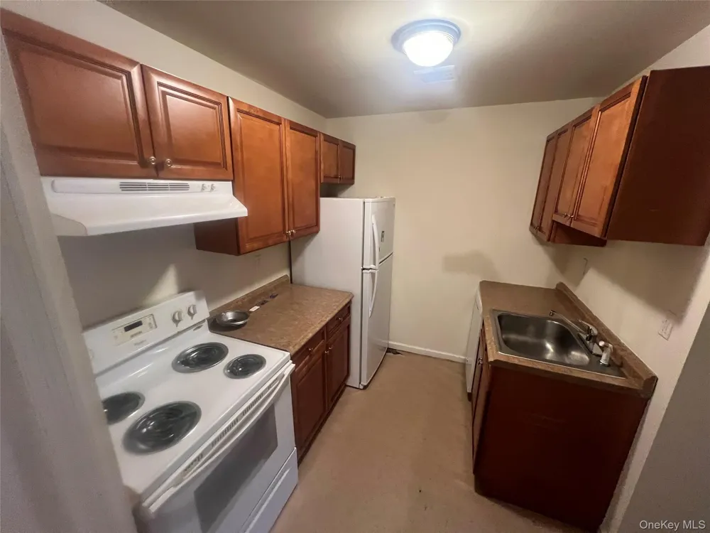 408 Carpenter Avenue #24 Newburgh, NY 12550