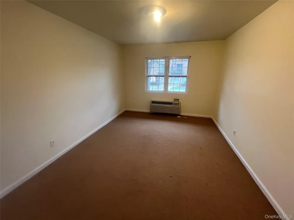408 Carpenter Avenue #24 Newburgh, NY 12550