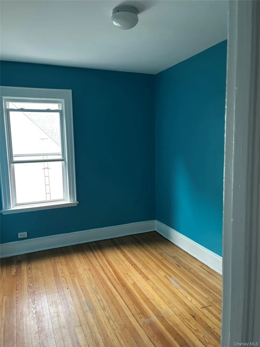 89-04 182nd Place #2nd fl Hollis, NY 11423