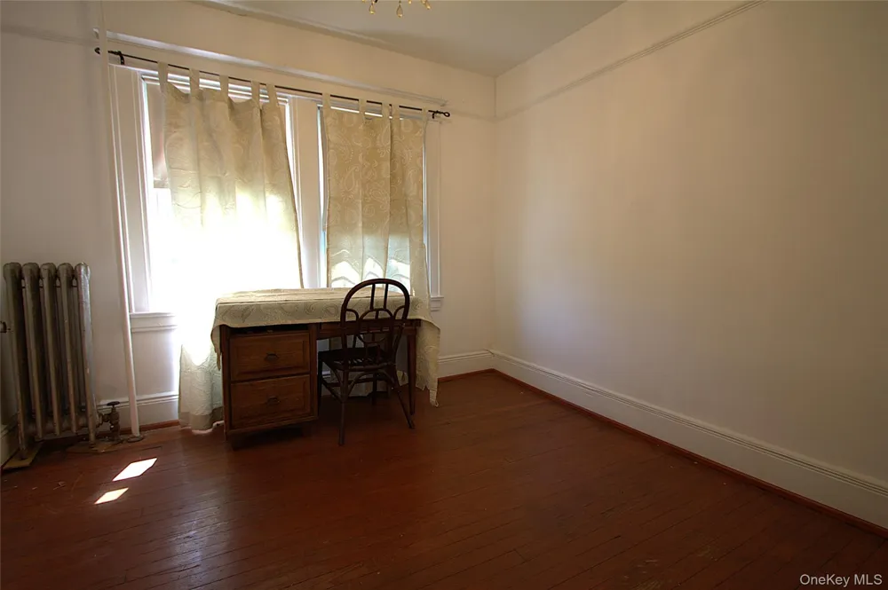 86-36 96th Street Woodhaven, NY 11421