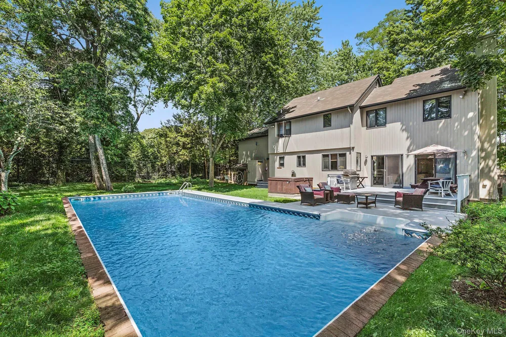 9 Hazelwood Avenue Westhampton Beach, NY 11978