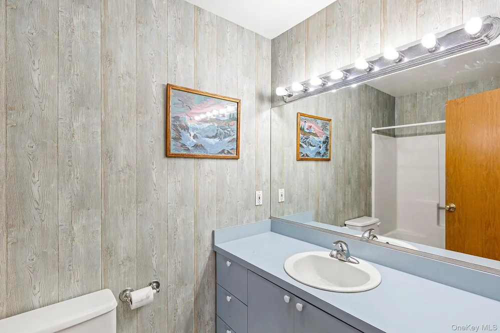 9 Hazelwood Avenue Westhampton Beach, NY 11978
