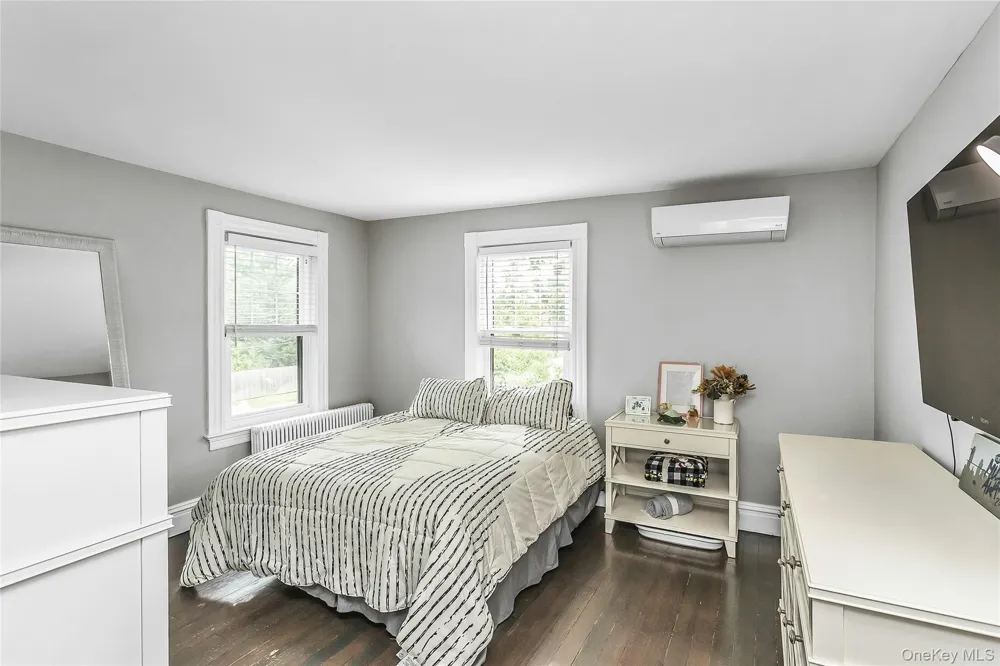75 S Penataquit Avenue Bay Shore, NY 11706