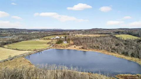 1 Lakeside Court