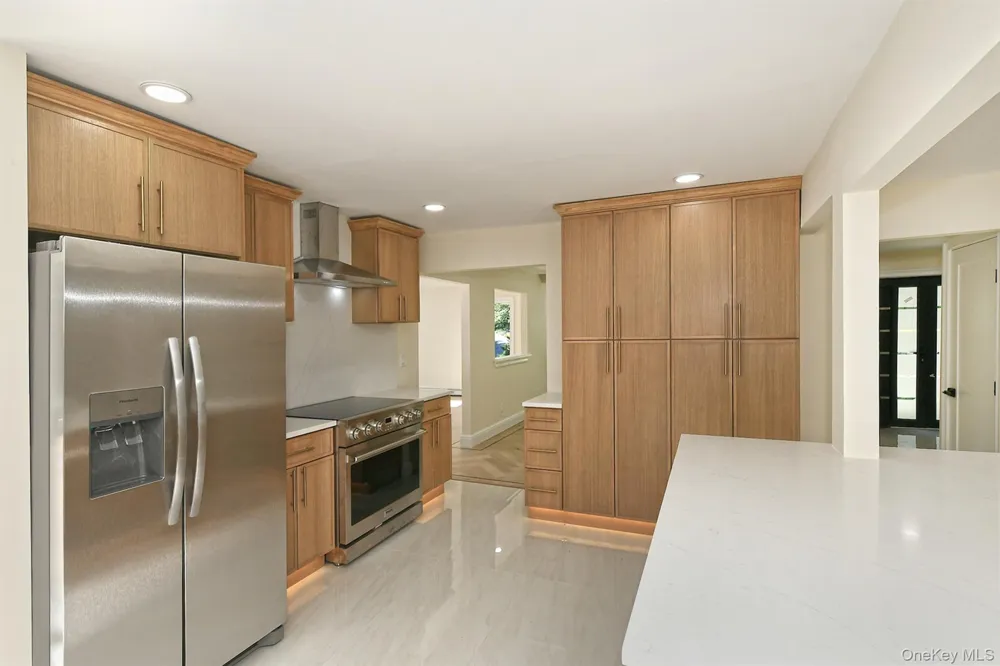 3 Jacobs Path Melville, NY 11747