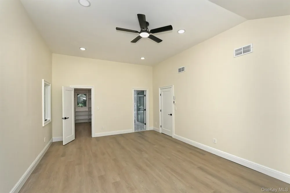 3 Jacobs Path Melville, NY 11747