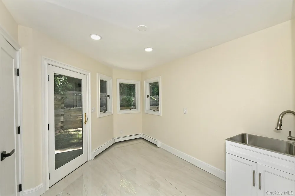 3 Jacobs Path Melville, NY 11747