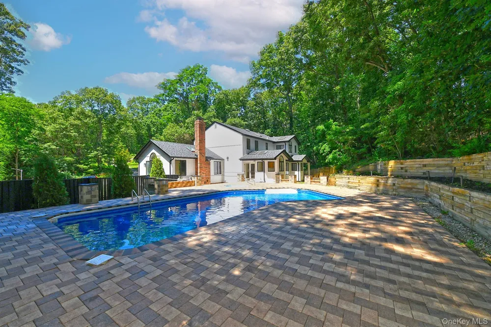 3 Jacobs Path Melville, NY 11747