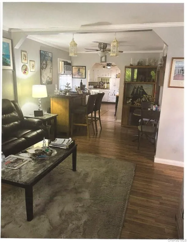 330 Florida Avenue Copiague, NY 11726