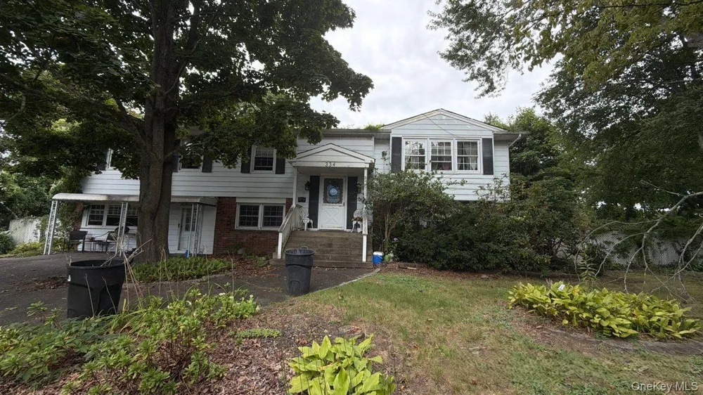 334 Sunrise Avenue Sayville, NY 11782