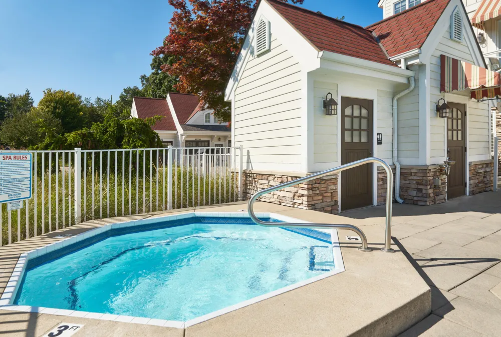2057 Lake Street #6J Holland, MI 49424