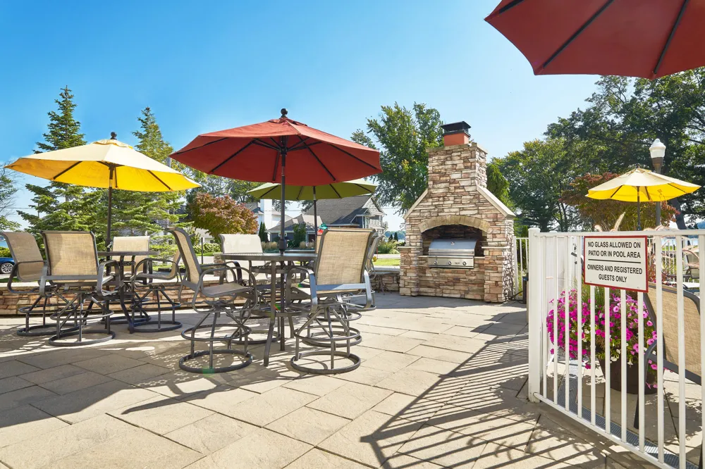 2057 Lake Street #6J Holland, MI 49424