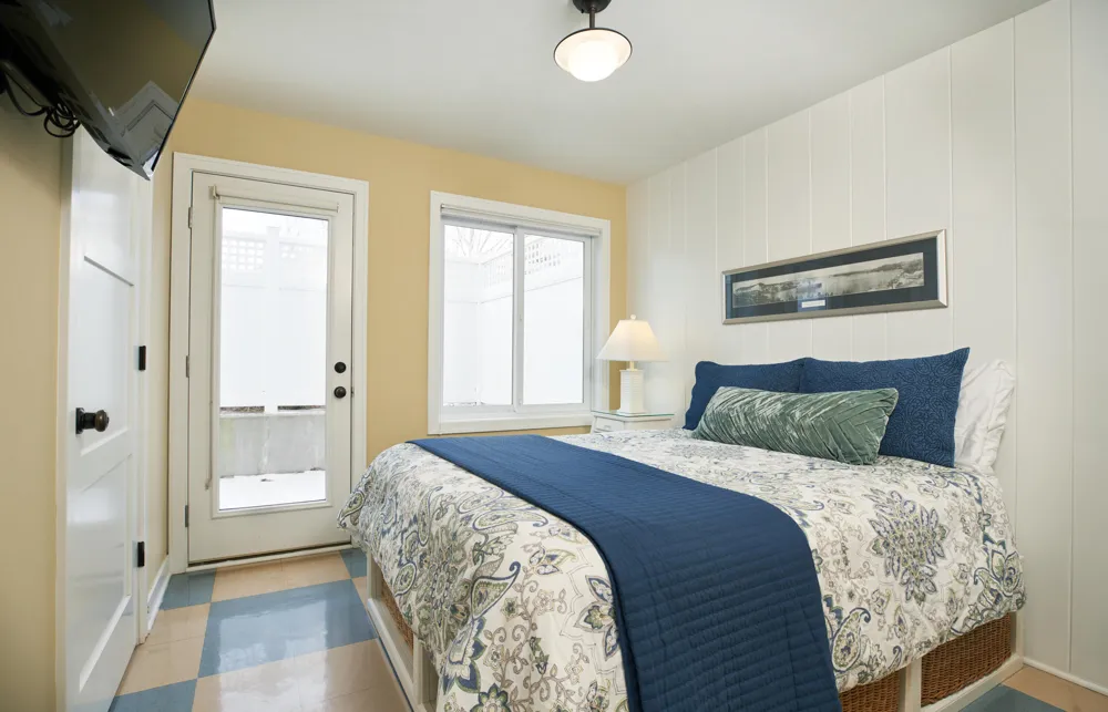 2057 Lake Street #6J Holland, MI 49424