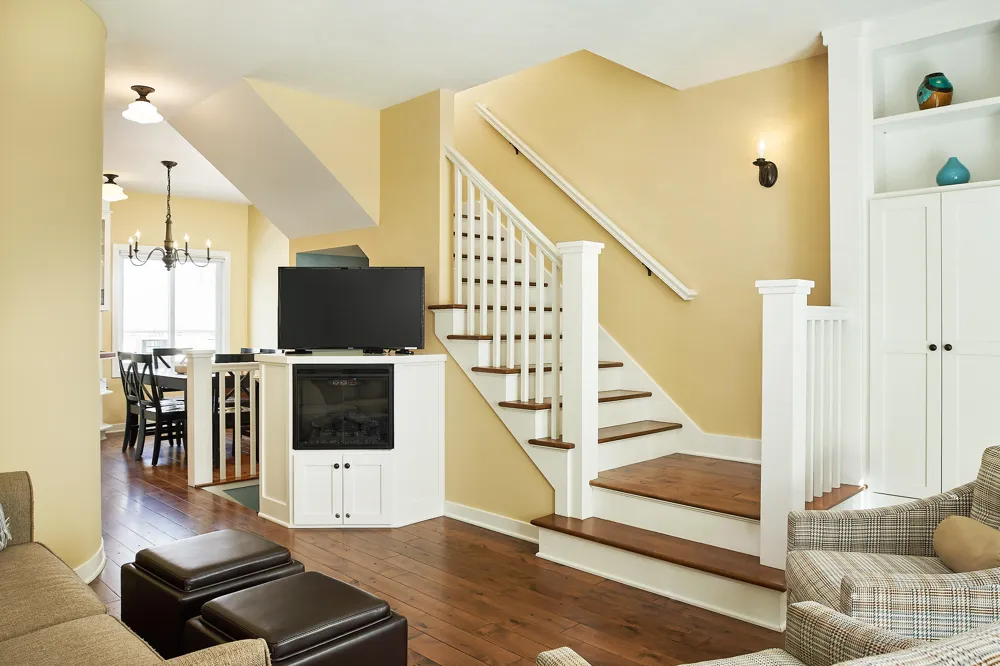 2057 Lake Street #6J Holland, MI 49424