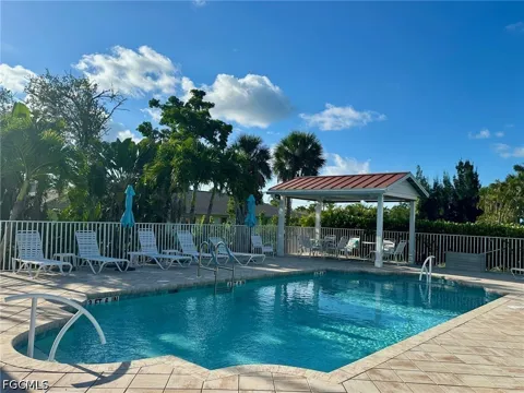 Sanibel Sunset Court #402
