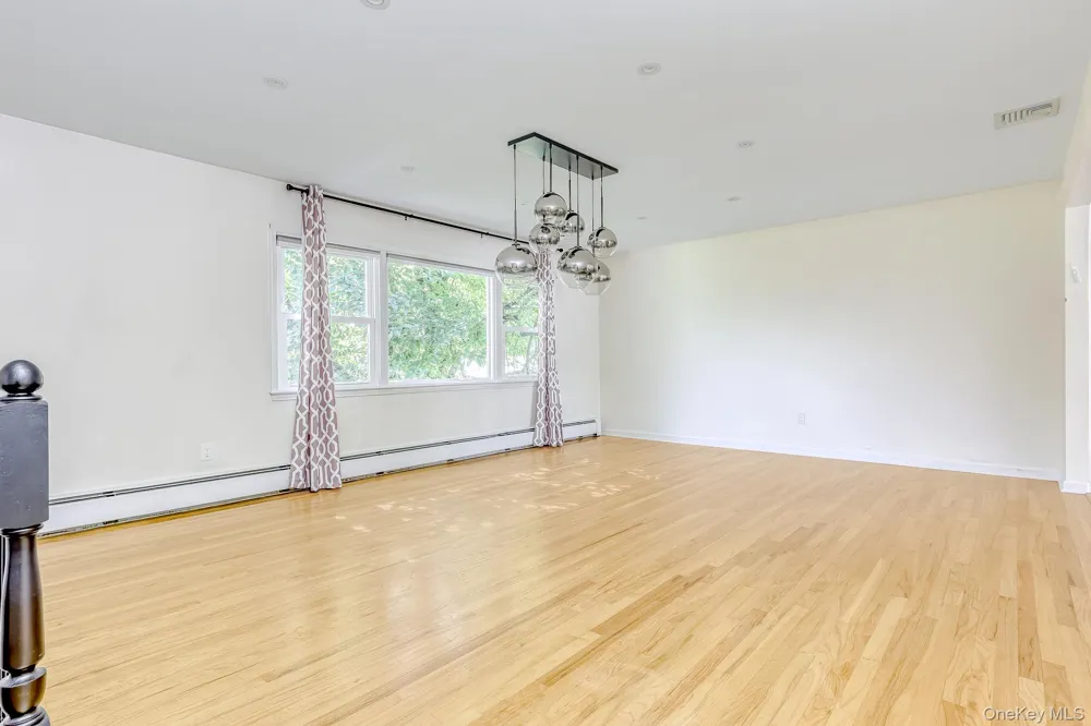 17 Cragmere Road Suffern, NY 10901