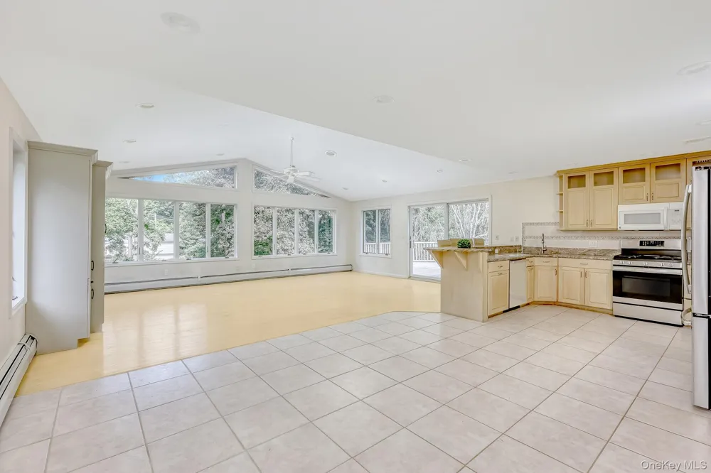 17 Cragmere Road Suffern, NY 10901
