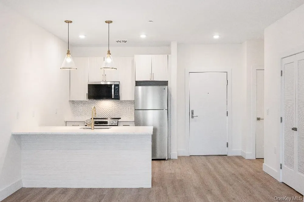 306 Bluestone Court #104 Maybrook, NY 12543